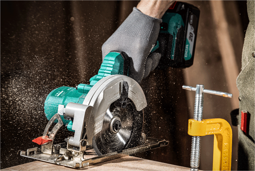 DCA Cordless Circular Saw